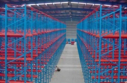 Drive in Pallet Racking